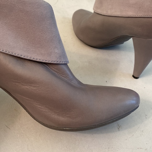 Coach Annika grey leather booties - Picture 12 of 16
